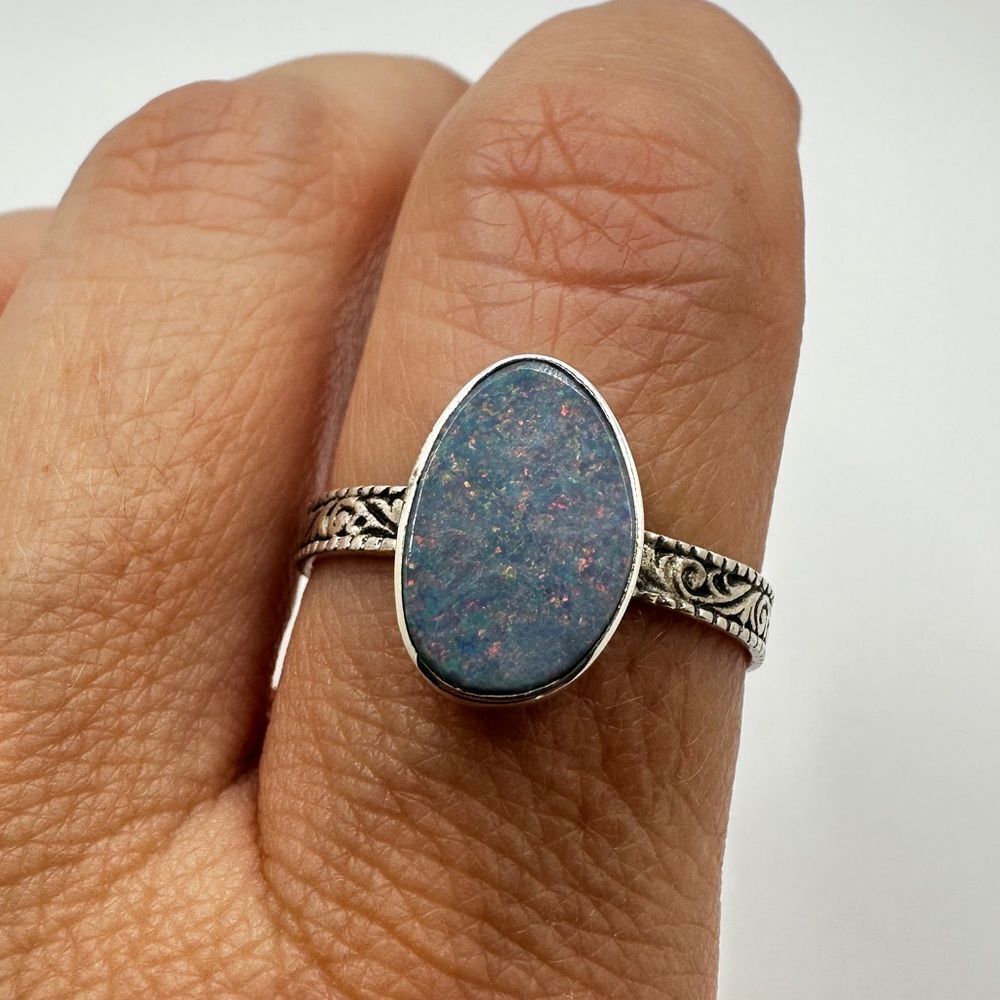 NWT 9x13mm Australian Opal ring in Bali Sterling silver!